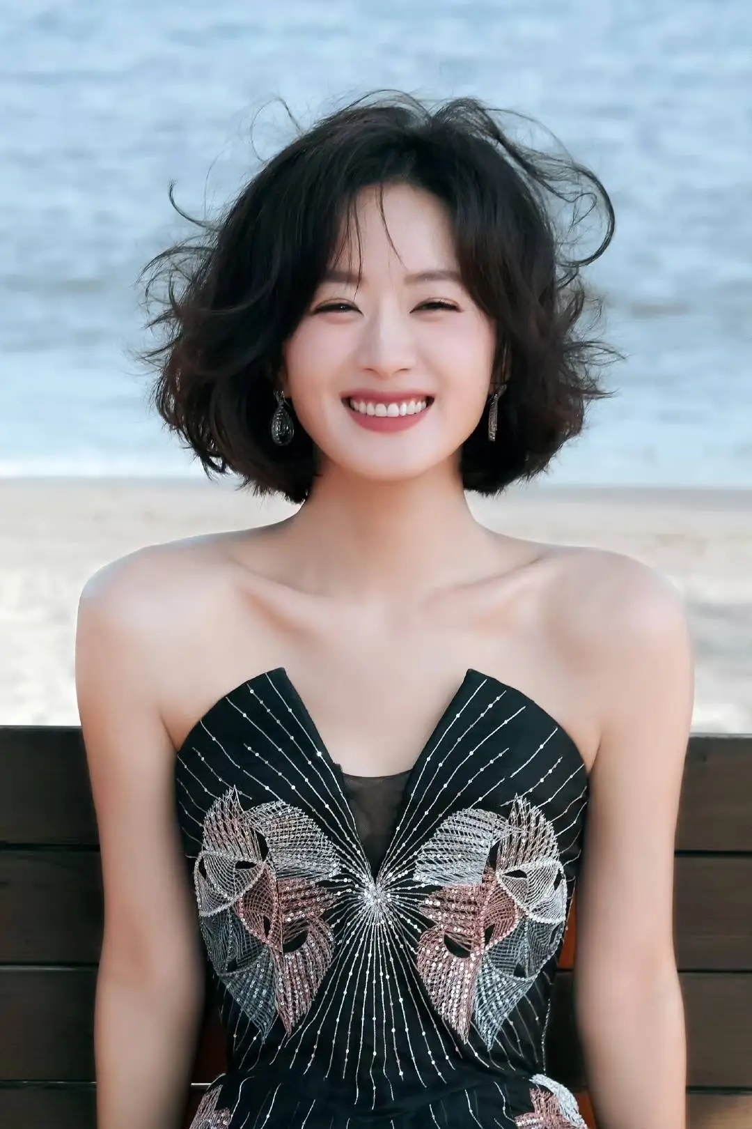 赵丽颖劈叉门真相_赵丽颖迟到事件_明星的黑料都是什么,